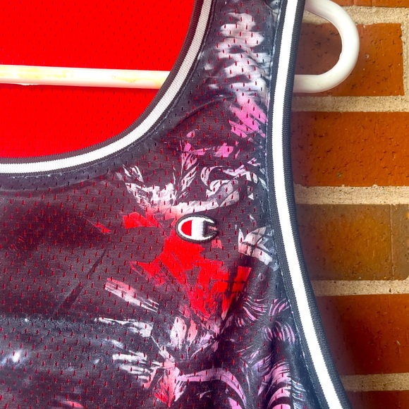 Champion Reversible Cropped Tank - Picture 3 of 5